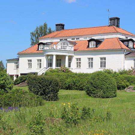 Liljeholmen Herrgard Hostel Rimforsa Exterior photo